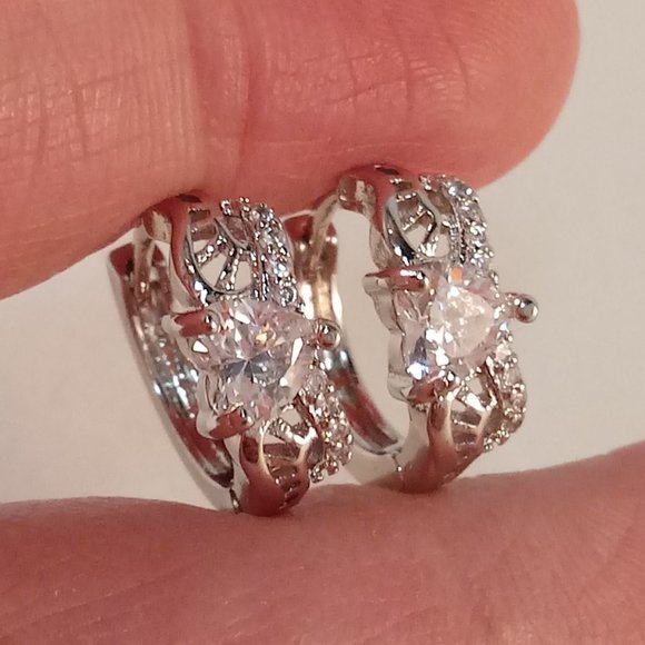 18K White Gold Filled Heart Diamond Zircon Carved Hoop Huggie Earrings .74ctw ea - Picture 3 of 4